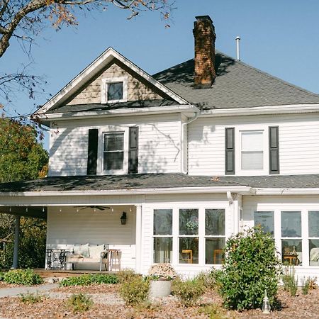 The Groome Inn Greensboro Bagian luar foto