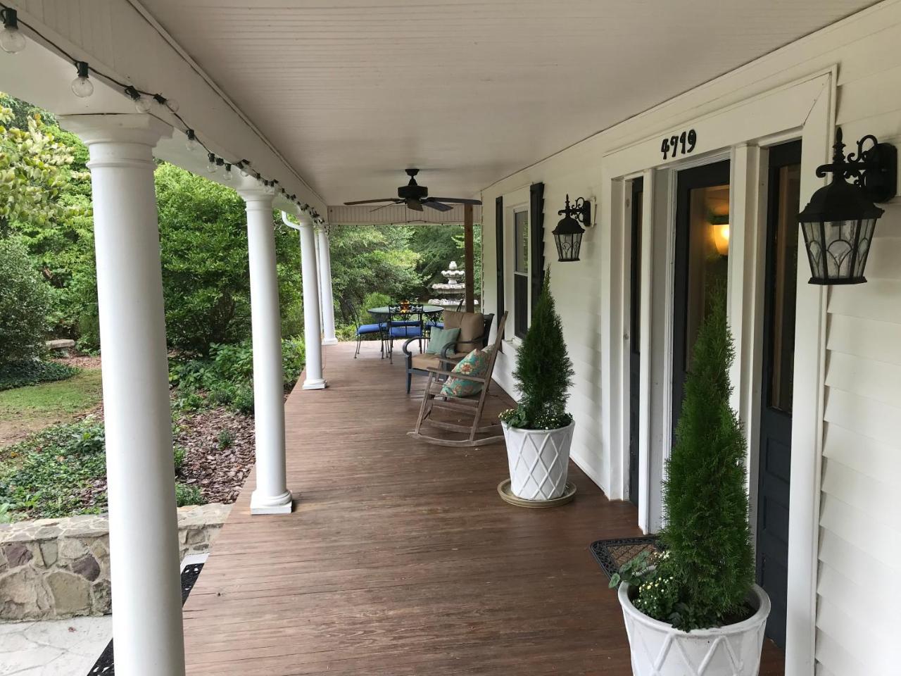 The Groome Inn Greensboro Bagian luar foto